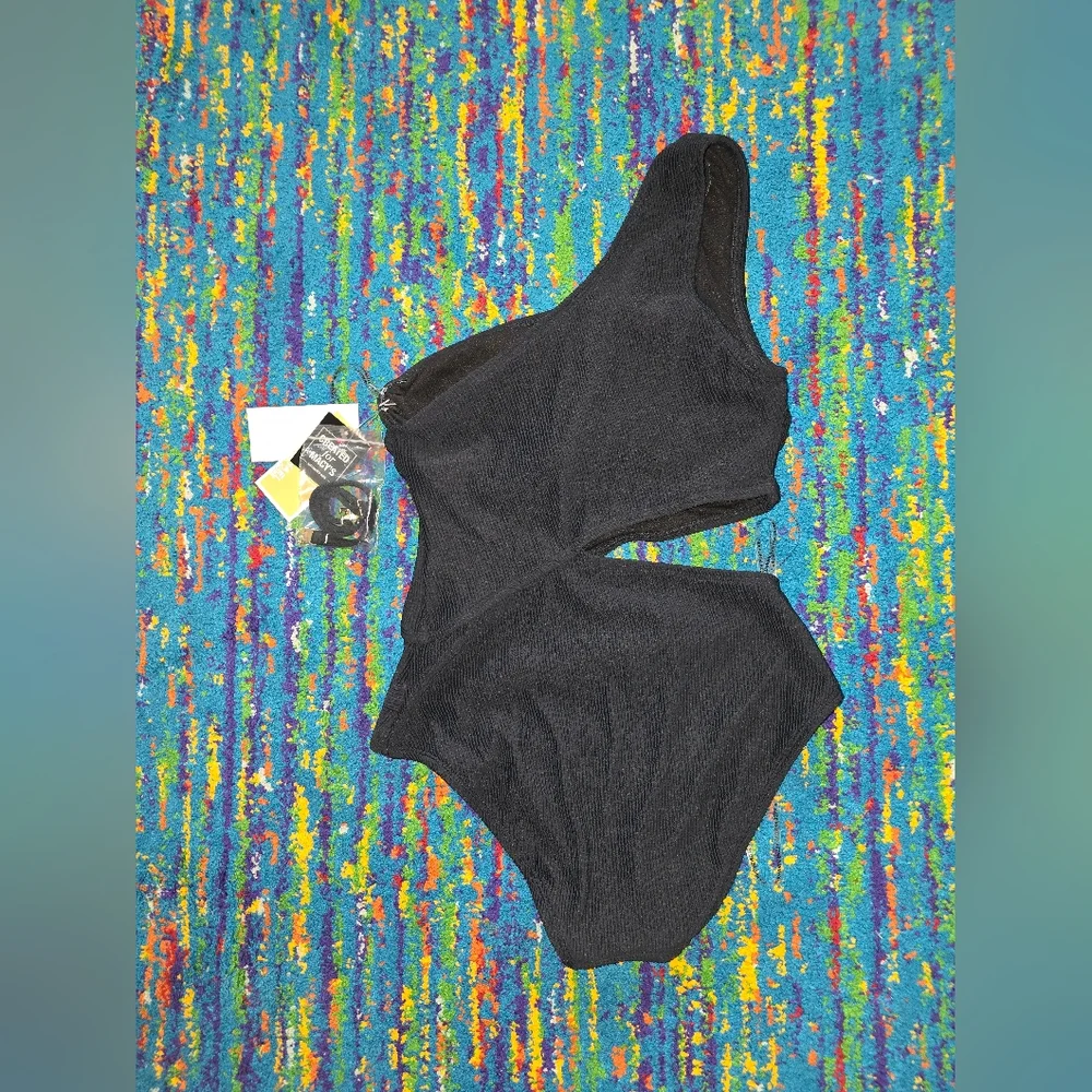 NWT Michael Kors Women’s One Shoulder Side Cut Out Swimsuit Ribbed Black MM7Y827